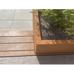 H�jbede i cortenst�l