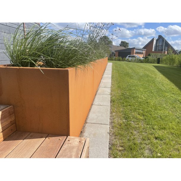 H�jbede i cortenst�l