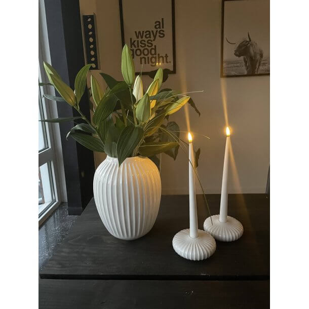 Deluxe Homeart hvide LED kertelys 2,2x28 cm