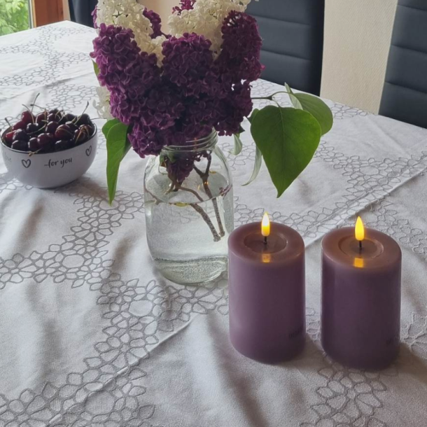 Deluxe Homeart Lys lilla LED Bloklys 7,5x10 cm - 2. sortering