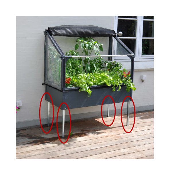 Legs to raised bed in PVC with bottom