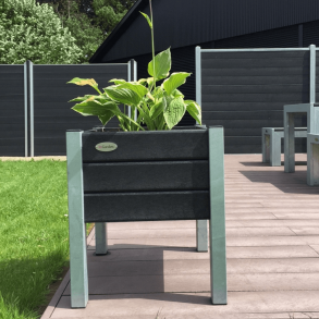 Blomsterkumme p ben. Galv. hjrner