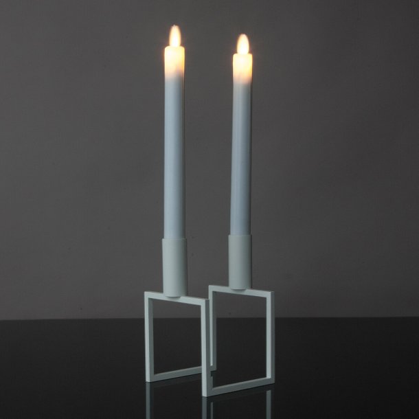 Deluxe Homeart hvide LED Kronelys 24&nbsp;cm 2 stk. 