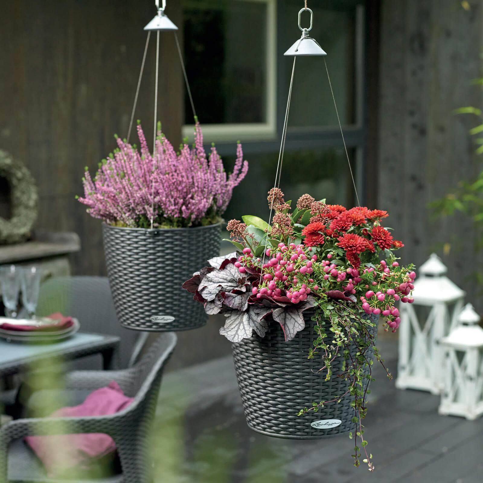 Se Lechuza Nido Cottage udendørs krukke grå til blomster med selvvandingssystem 23 hos InGarden.dk